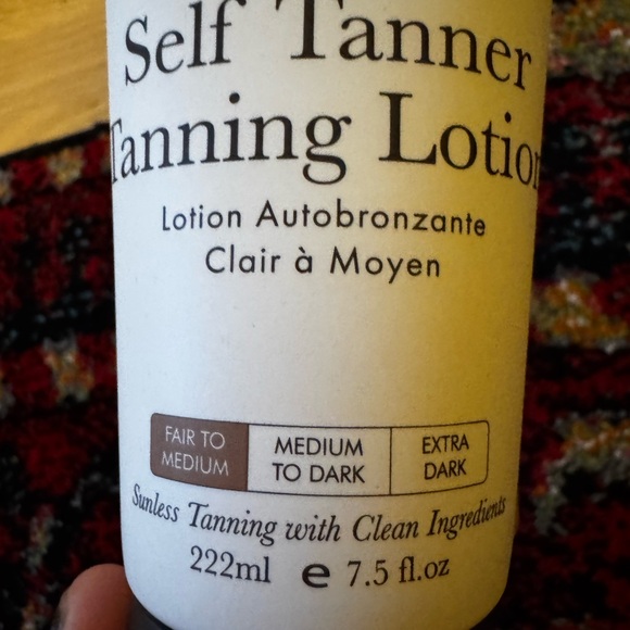 NEW Self Tanner Lotion Beauty by Earth (fair to medium) - Picture 2 of 5